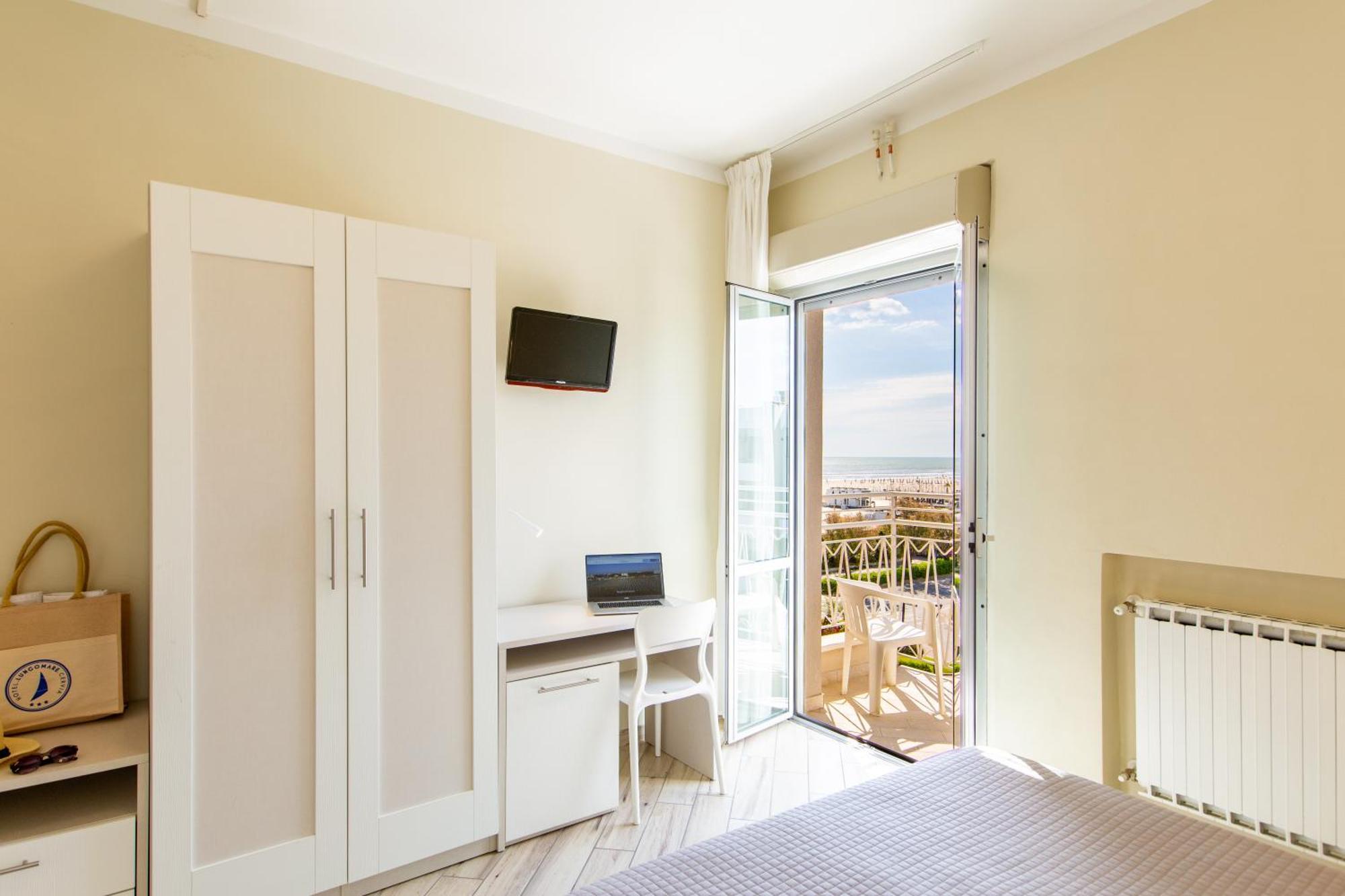 Hotel Lungomare Червия Экстерьер фото
